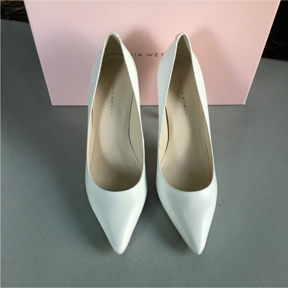 SOPHIA WEBSTER NWOT WHOTE RIO PUMP LEATHER  COVERED LEATHER HEEL SIZE; 38